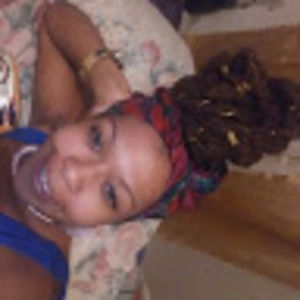 Meet your Posher, Khayah